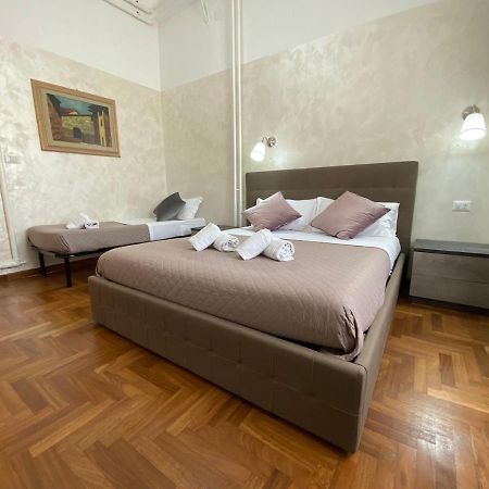 Cavour 44616 Lägenhet Rom Exteriör bild