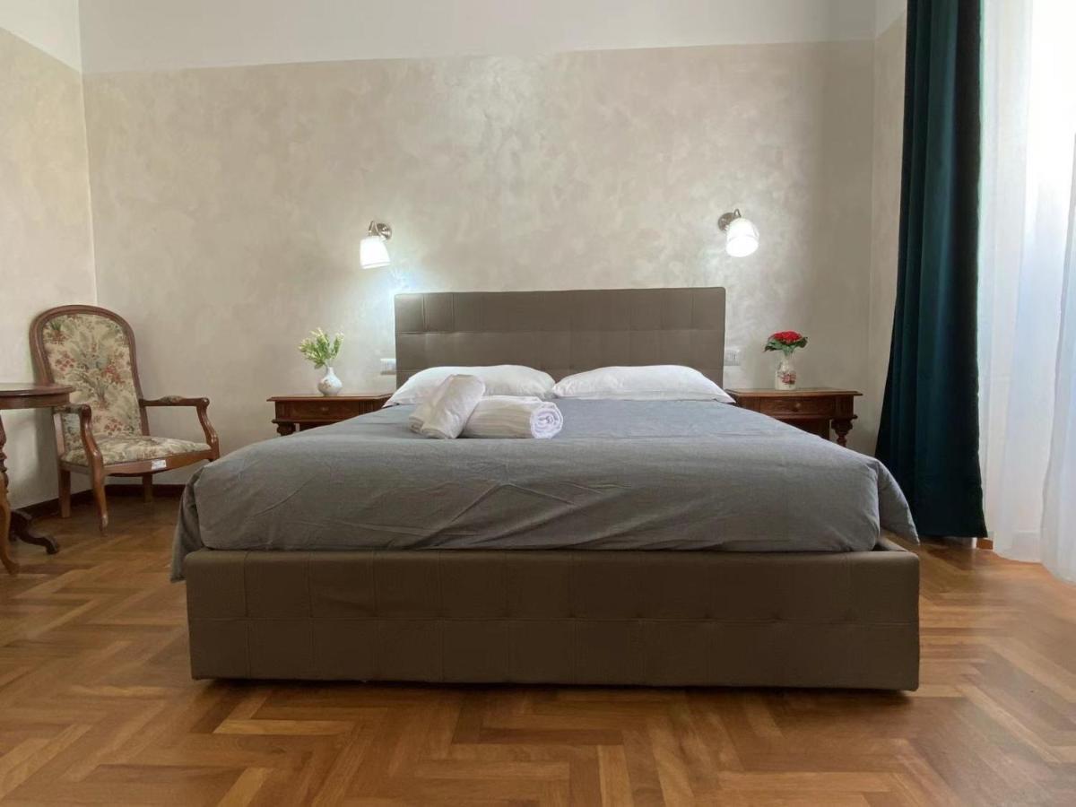 Cavour 44616 Lägenhet Rom Exteriör bild