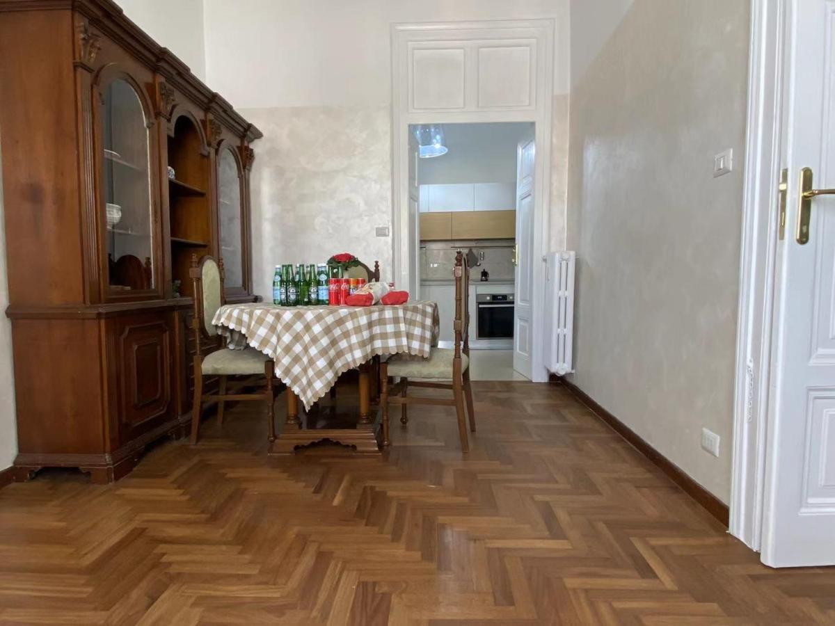 Cavour 44616 Lägenhet Rom Exteriör bild